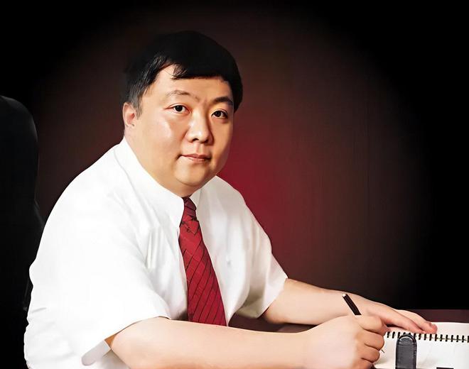 拥身价4770亿一位外地老板闯进前三开元棋牌山东2025年十大富豪揭晓坐